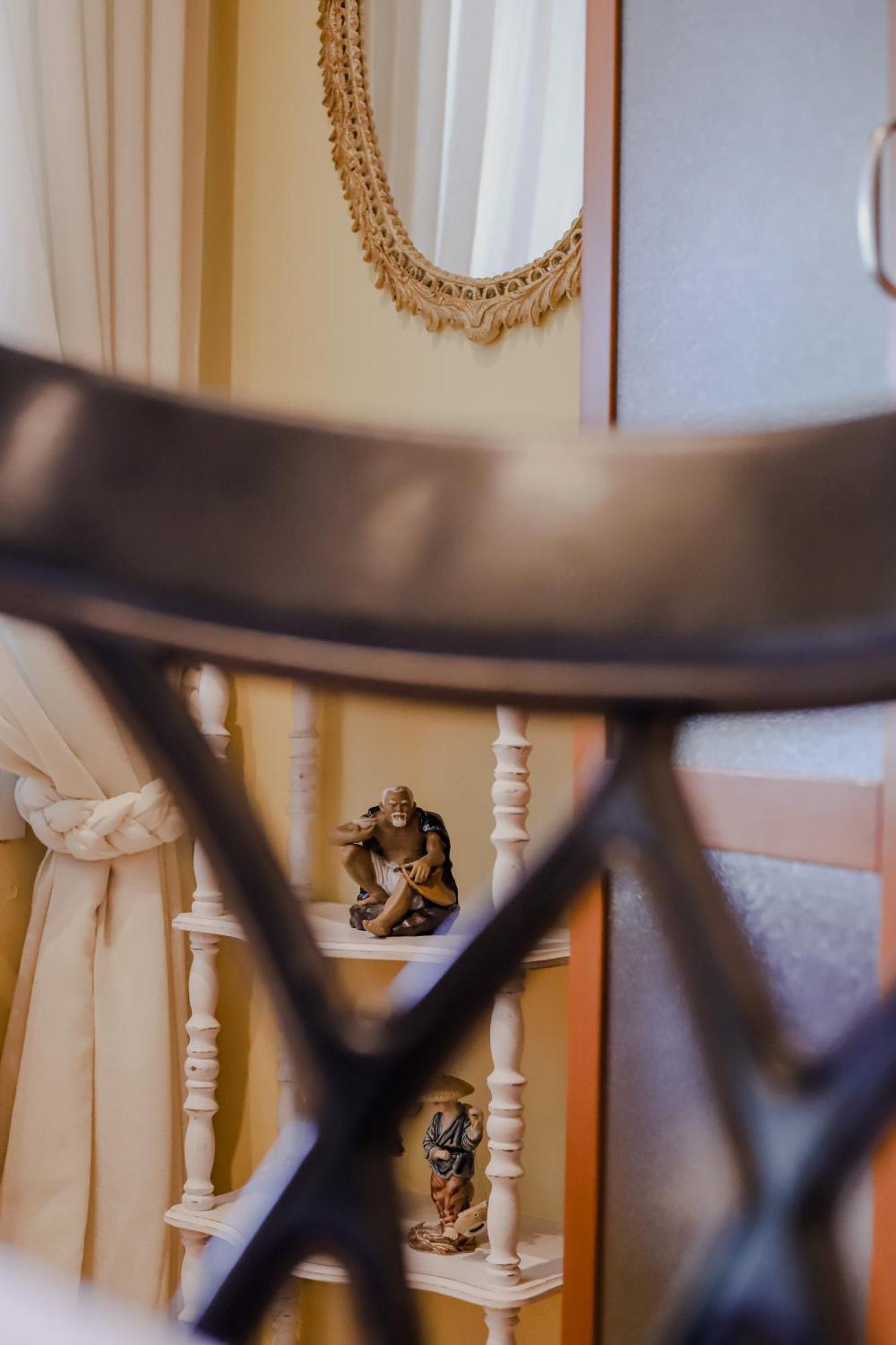 Pepy's Apartment